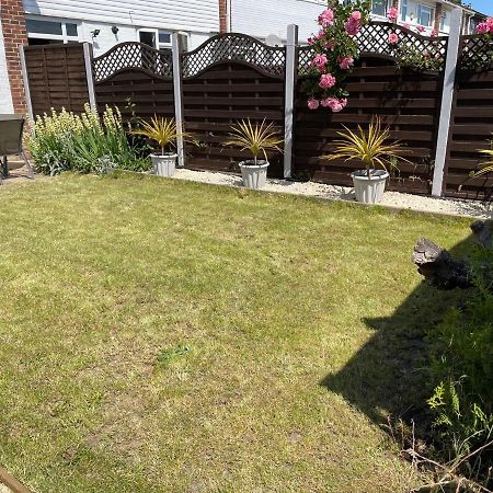 Contractor Accommodation Near Heathrow, Windsor Minutes From M4 Slough Esterno foto