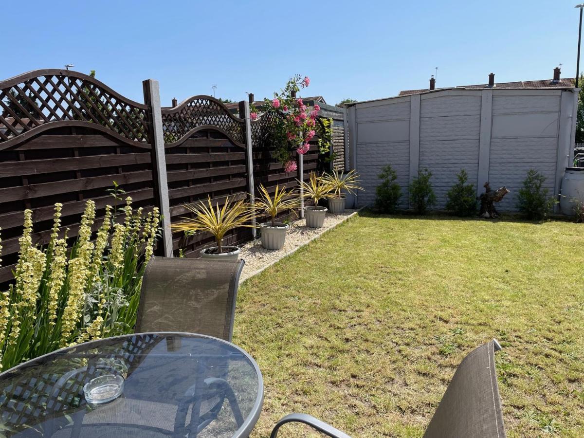 Contractor Accommodation Near Heathrow, Windsor Minutes From M4 Slough Esterno foto
