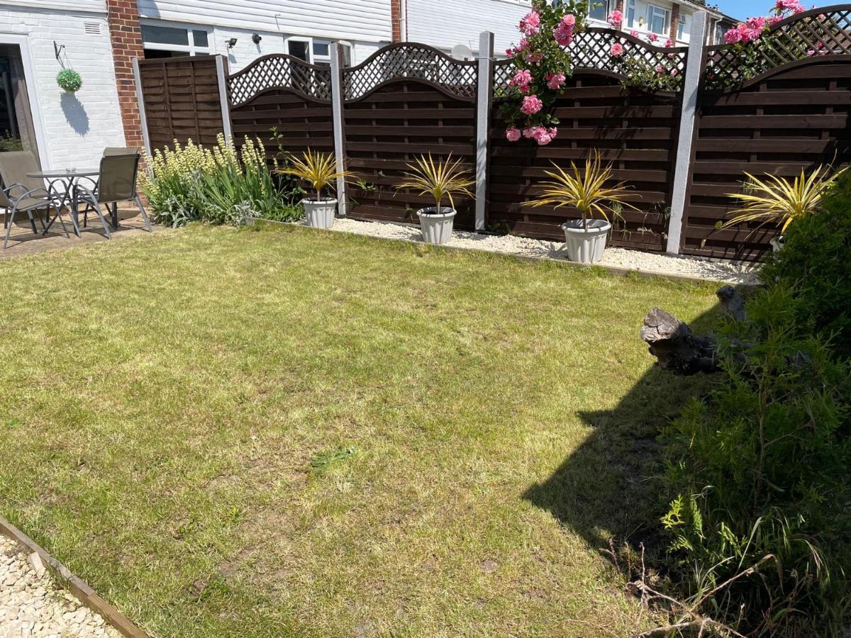 Contractor Accommodation Near Heathrow, Windsor Minutes From M4 Slough Esterno foto